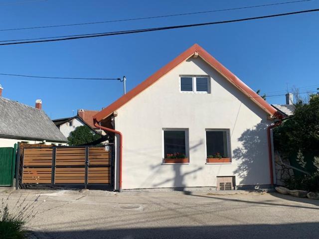 Villa Loft Pihenő és Wellness Ház Balatonfüred Exterior foto